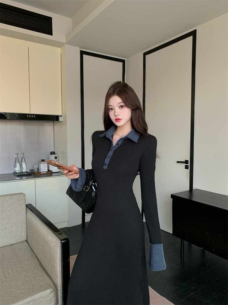 Spring Long Sleeve Knit Dress with Contrast Polo Collar and Flared Sleeves - Image 3