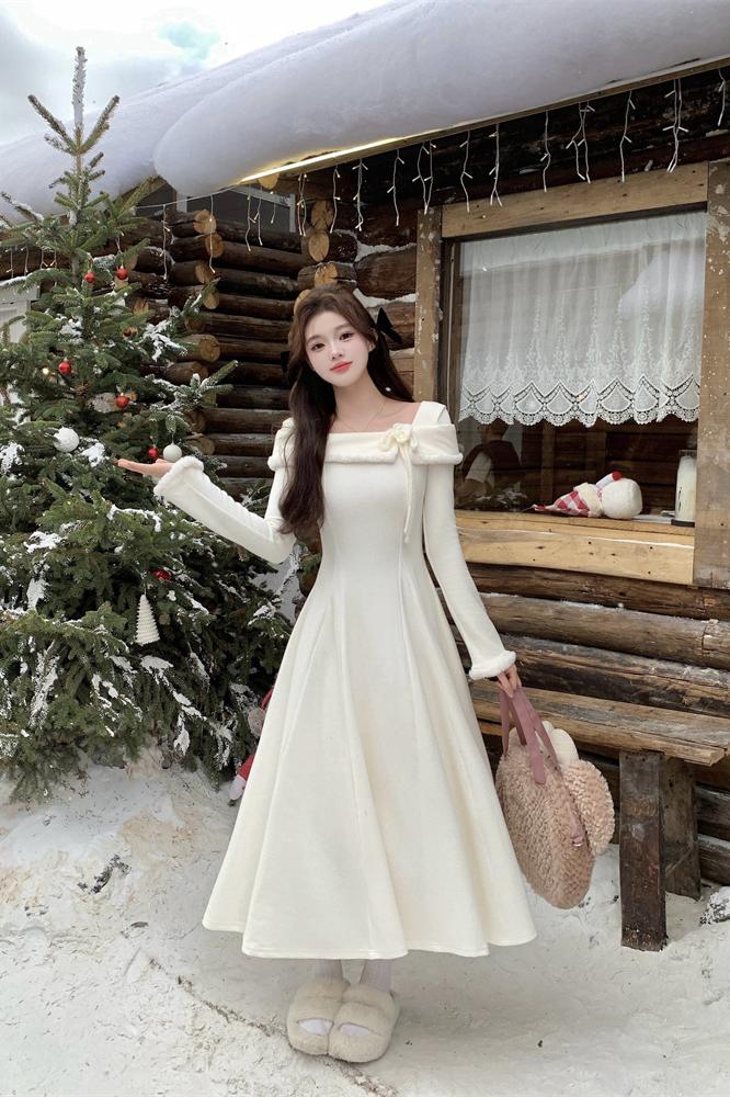 Off-Shoulder White Knit Dress Women Autumn Winter 2025 New Layering Sweater Dress Elegant Princess Long Dress - Style 6934d7 - Image 5
