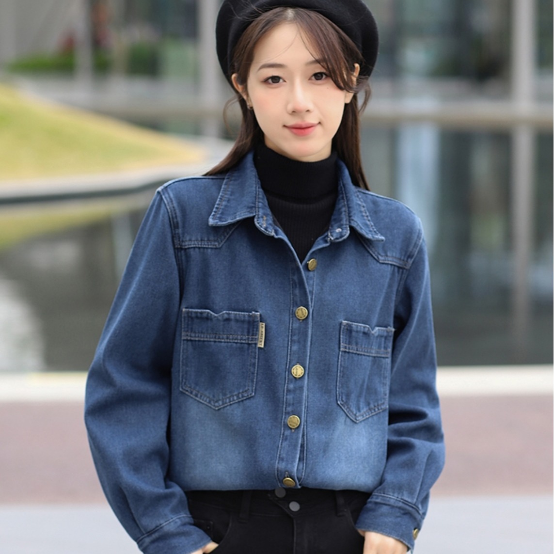 Women's Fleece-Lined Denim Shirt Jacket Winter Warm Loose Fit Korean Style - Image 2