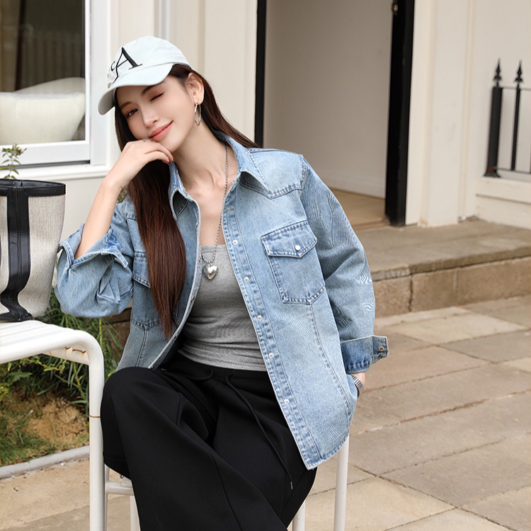 Women's Fleece-Lined Denim Shirt Jacket Retro Korean Style Long Sleeve - Image 4