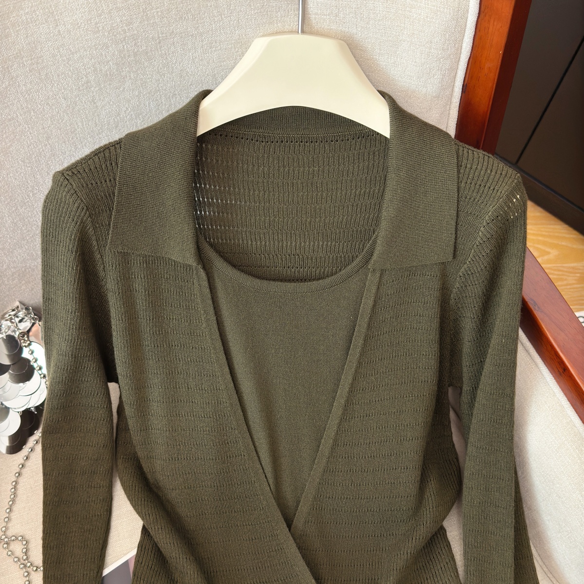 Women's Faux Two-Piece Knit Top with Polo Collar and Long Sleeves - Style 3ac60f - Image 5